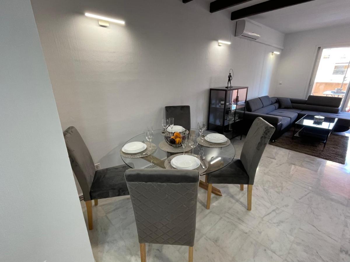 Beach Apartament In Торевиеха Екстериор снимка