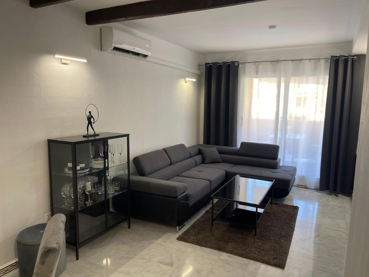 Beach Apartament In Торевиеха Екстериор снимка