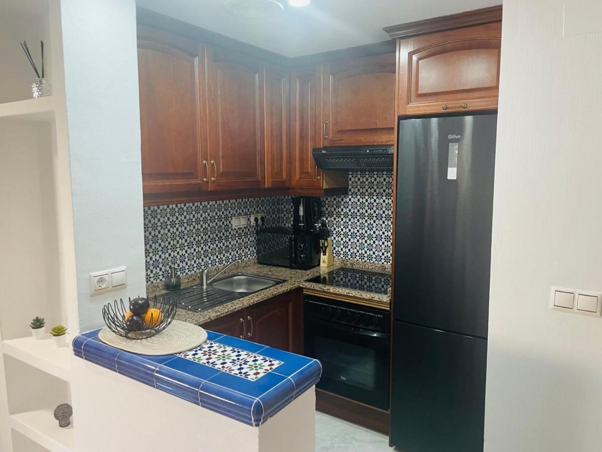 Beach Apartament In Торевиеха Екстериор снимка