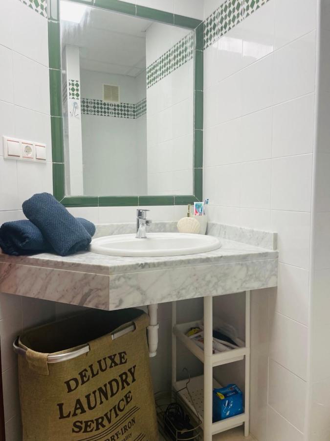 Beach Apartament In Торевиеха Екстериор снимка