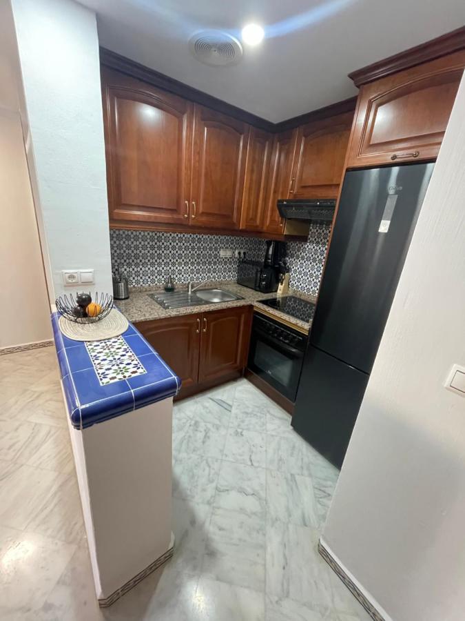 Beach Apartament In Торевиеха Екстериор снимка