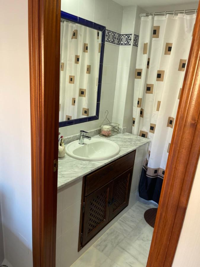 Beach Apartament In Торевиеха Екстериор снимка